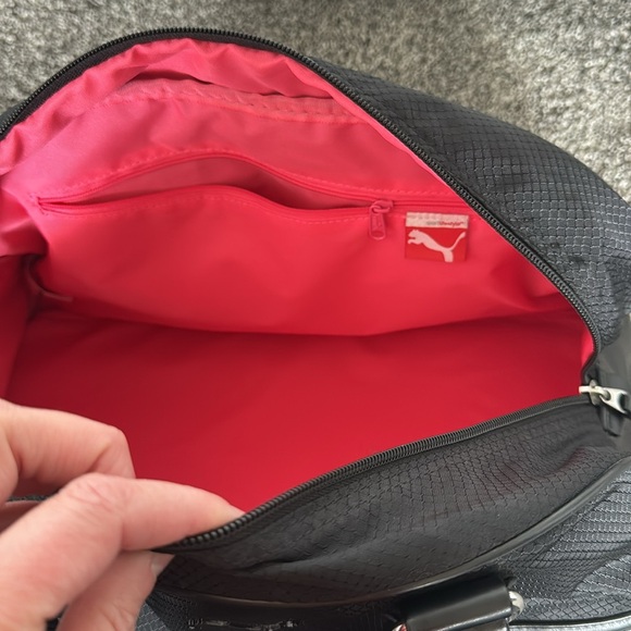 Puma duffle bag - Picture 4 of 6